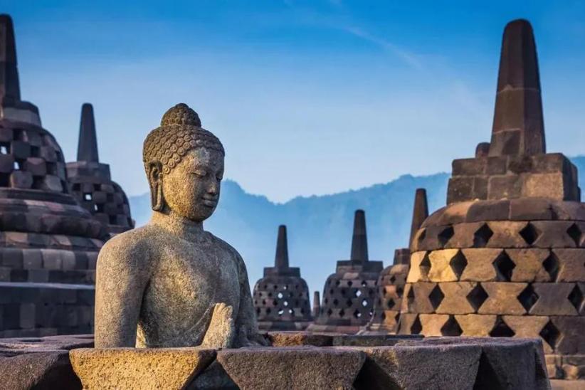 Pengembangan Pariwisata Nasional melalui Revitalisasi Destinasi Ikonik dari TMII hingga Wakatobi - Bagian 1