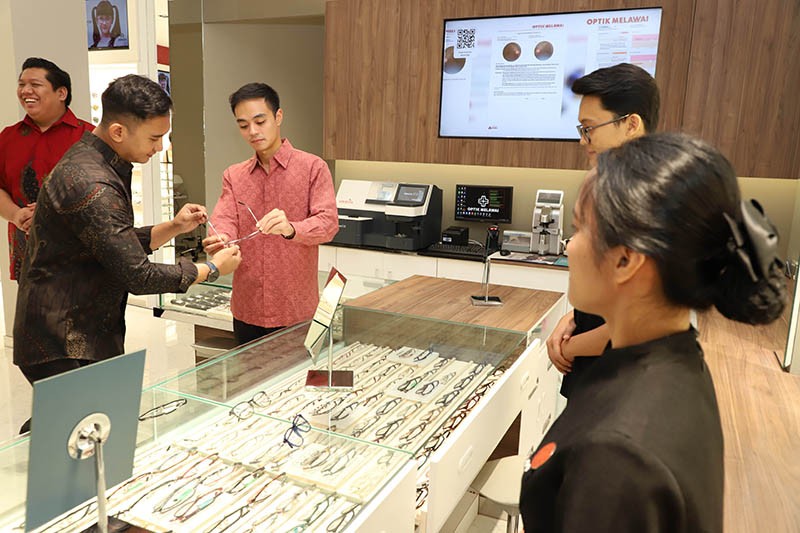 Peresmian Gerai ke-400 Optik Melawai  - Bagian 4
