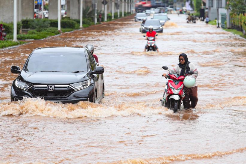 Perekonomian Kelapa Gading Lumpuh akibat Banjir - Bagian 5