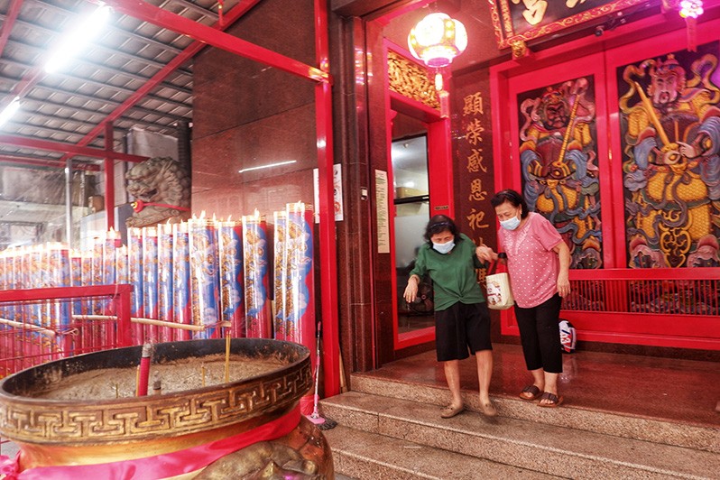 Perayaan Tahun Baru Imlek 2576 di Kelenteng Xian Ma Sulsel - Bagian 4