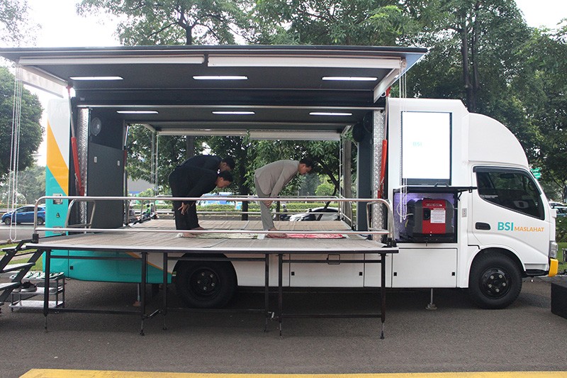 Dukung Program Ramah Lingkungan, BSI Luncurkan 139 Mobil Listrik dan 4 Mobile Musala - Bagian 1