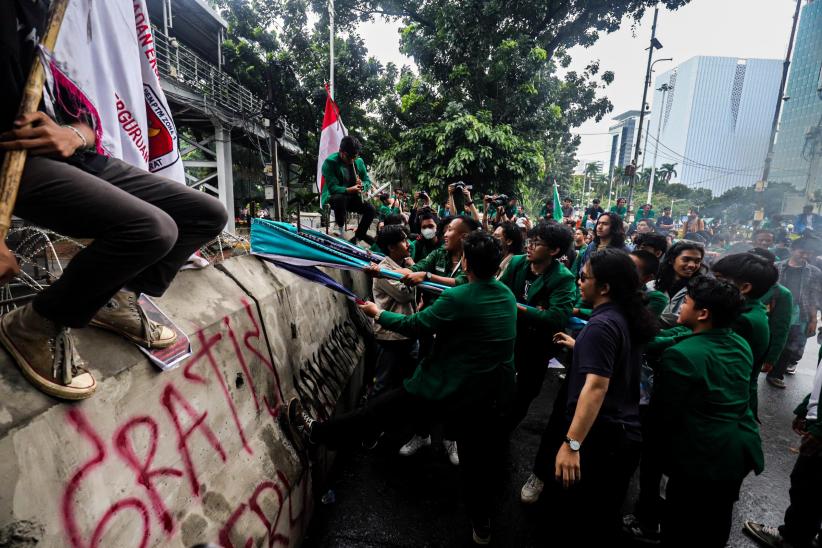 Aksi Indonesia Gelap, Ini Tuntutan Ribuan Mahasiswa  - Bagian 3