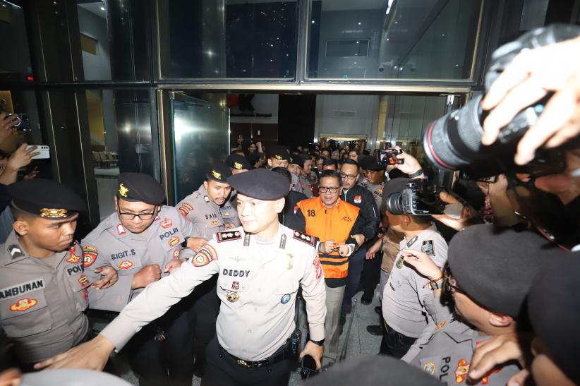 Hasto Kristiyanto Digiring ke Rutan KPK - Bagian 5