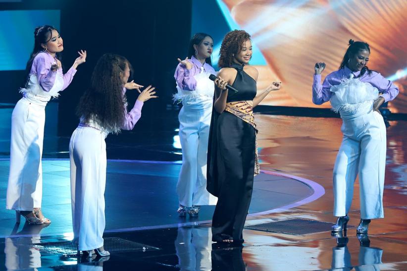 Gaya Angie Carvalho Memikat Juri dengan Lagu Campur Sari Berbahasa Jawa - Bagian 3