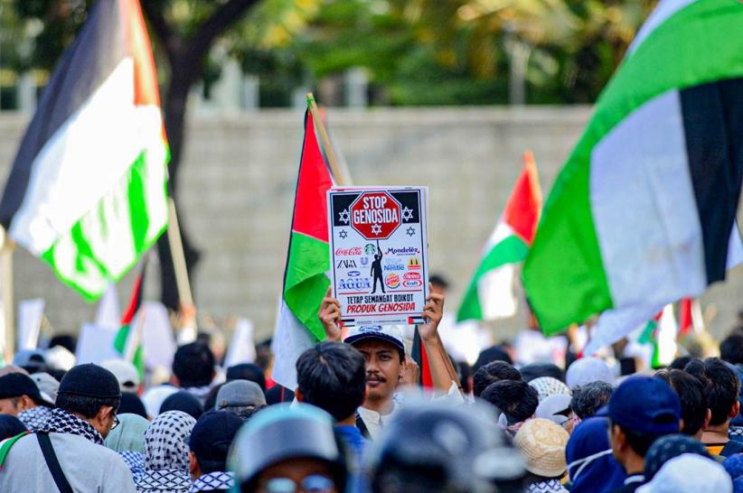 Aksi Bela Palestina di Depan Kedubes Amerika Serikat, Kecam Kejahatan Israel - Bagian 3