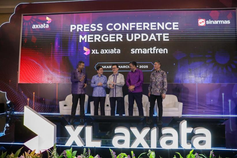 Pemegang Saham XL Axiata dan Smartfren Setujui Merger XLSmart - Bagian 2