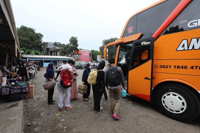 Terminal Pondok Pinang Didominasi Pemudik Tujuan Luar Pulau Jawa - Bagian 6