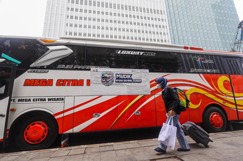 Mudik Gratis 2025, Danareksa Berangkatkan 1.600 Orang Pulang Kampung - Bagian 3