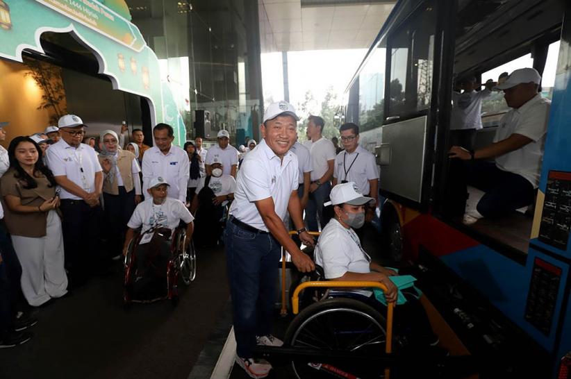 BSI Berangkatkan 3 Bus Khusus Penyandang Disabilitas Mudik ke Kampung Halaman - Bagian 1