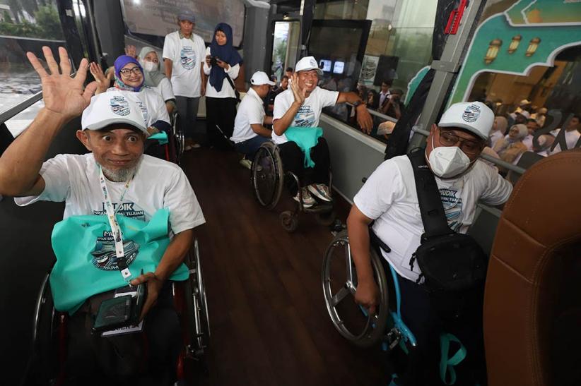 BSI Berangkatkan 3 Bus Khusus Penyandang Disabilitas Mudik ke Kampung Halaman - Bagian 4