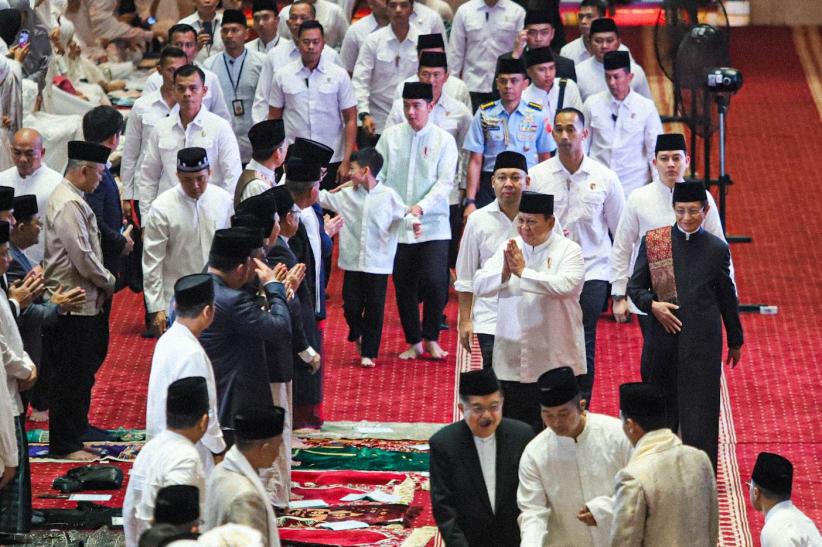 Presiden Prabowo dan Wapres Gibran Salat Idul Fitri di Masjid Istiqlal - Bagian 1