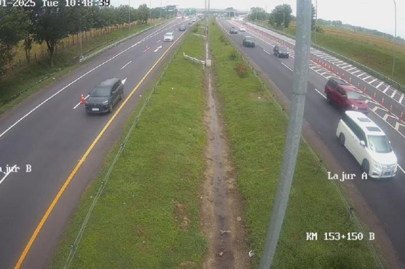 Volume Kendaraan di Tol Cipali Meningkat di Hari Kedua Lebaran, Diberlakukan Contraflow