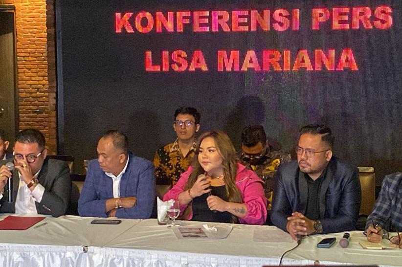 Ekspresi Lisa Mariana Umbar Perselingkuhan dengan Ridwan Kamil - Bagian 1