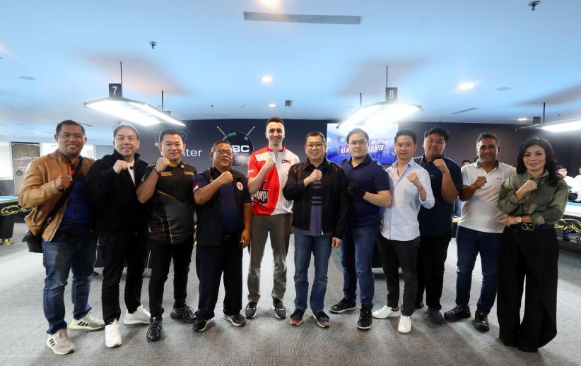 Juara Dunia Biliar Fedor Gorst Puji Fasilitas Pro Billiard Center - Bagian 4