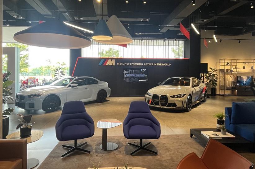 Kuasai Pasar Otomotif Premium, BMW Resmikan Diler Megah di PIK 2 - Bagian 5