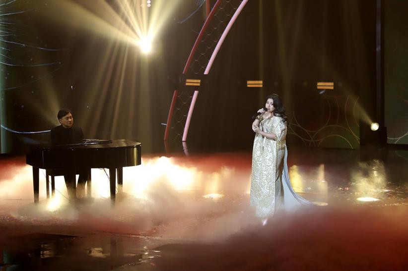 Shabrina Leanor Bawa Lagu Kemenangan, Menyentuh Hati Penonton Grand Final Indonesian Idol - Bagian 1