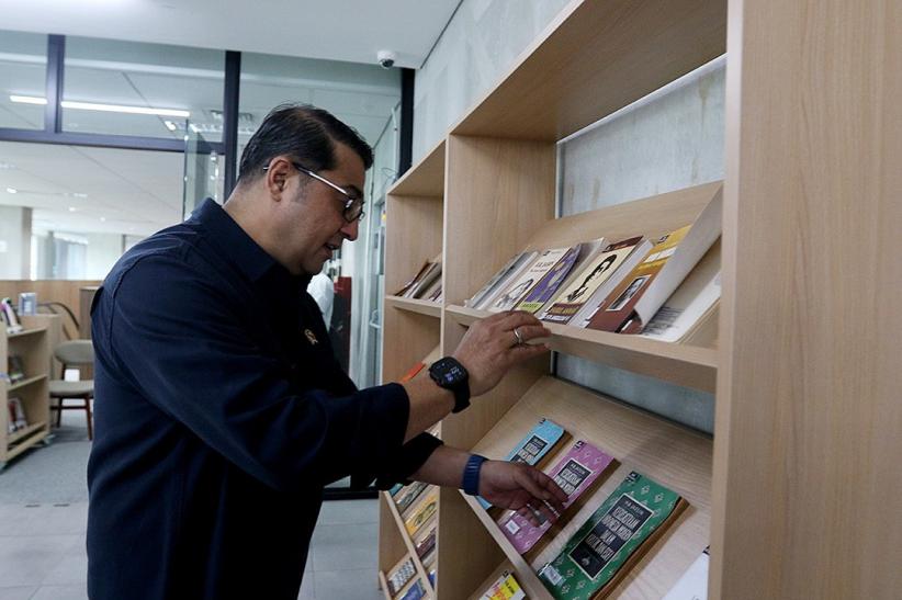 Menteri Ekonomi Kreatif Rayakan Hari Buku Nasional ke-23 dengan Baca Bareng di TIM - Bagian 2