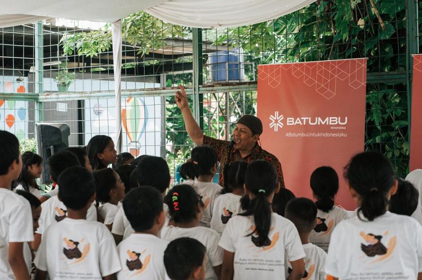 Dukung Pendidikan Anak dengan Donasi Buku dan Perangkat Elektronik - Bagian 1