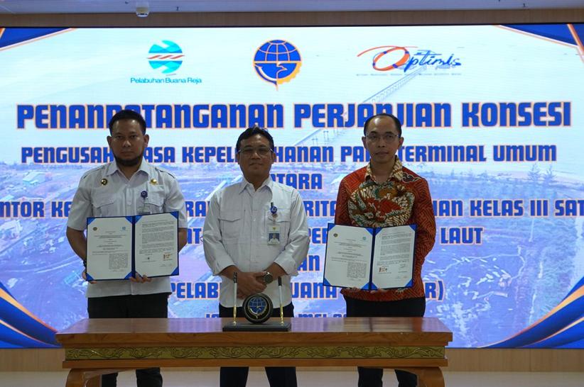 Pelabuhan Satui Perkuat Mata Rantai Logistik Kalimantan - Bagian 3