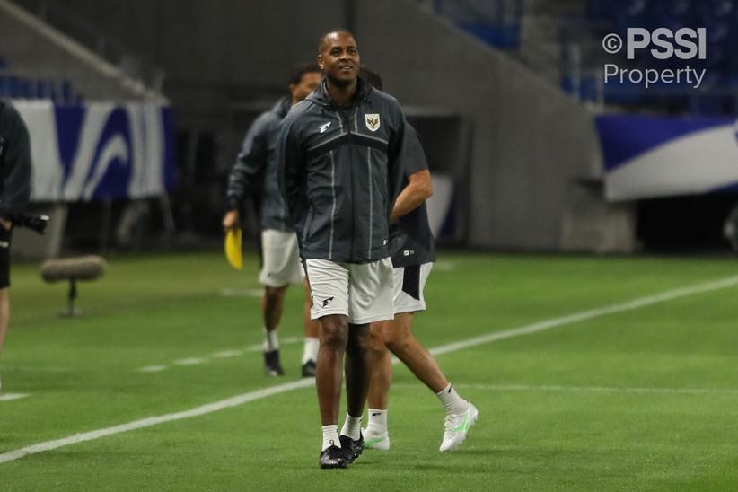 Intip Latihan Skuad Garuda Jelang Laga Timnas Indonesia vs Jepang - Bagian 4