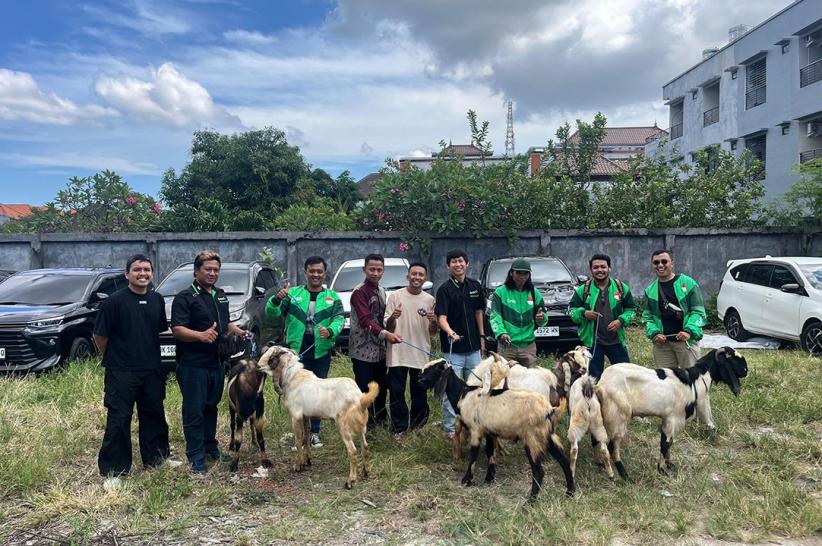 Pemberian Hewan Kurban untuk Mitra Pengemudi - Bagian 3