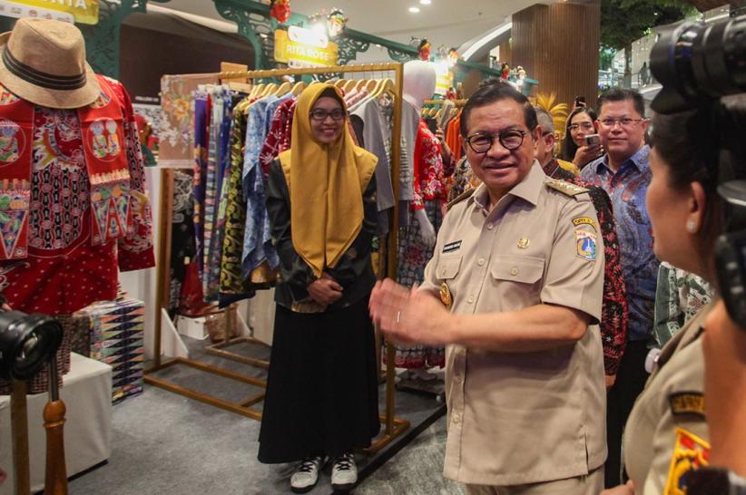 Pramono Anung Resmi Buka Festival Jakarta Great Sale 2025 di Lippo Mall Nusantara - Bagian 1