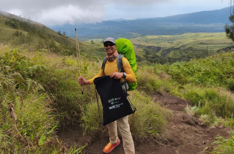 Aksi Bersih-Bersih Gunung Rinjani - Bagian 1
