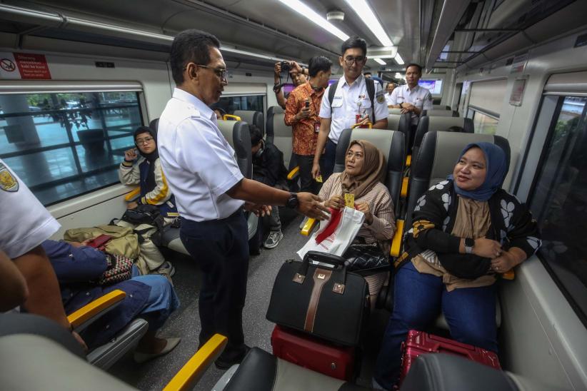 Bebas Hambatan, Naik KA Commuter Line ke Bandara Soetta hanya 39 Menit - Bagian 1