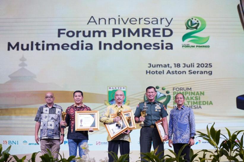 Pemimpin Visioner, Panglima TNI Raih Penghargaan Pimred Award 2025 - Bagian 2