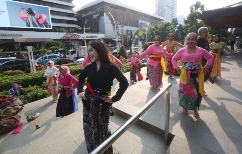 Melihat Latihan Komunitas Kebaya Menari - Bagian 2