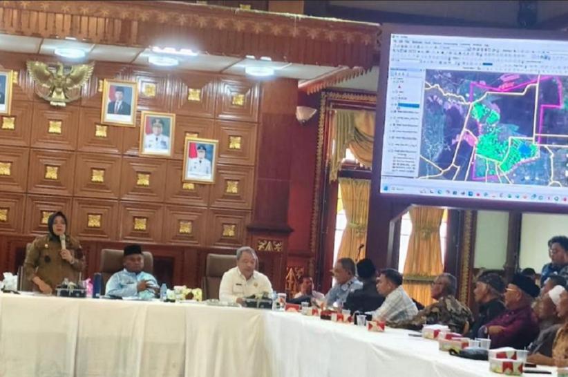 Pernyataan Mengejutkan Bupati Siak Buntut Memanasnya Konflik Lahan, Minta Izin PT SSL Dicabut