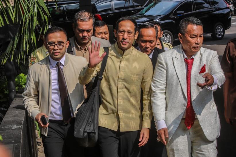 Nadiem Makarim Diperiksa KPK soal Kasus Dugaan Korupsi Pengadaan Google Cloud - Bagian 1