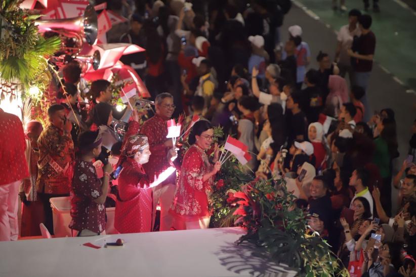 Kemeriahan Pawai Karnaval Kemerdekaan di Bundaran HI - Bagian 6