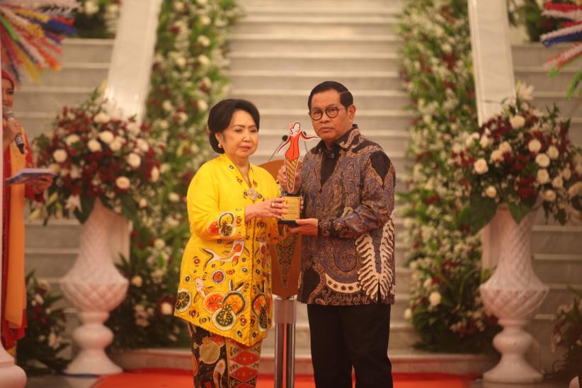 Peragaan Kebaya Betawi Ramaikan Balai Kota Jakarta - Bagian 1