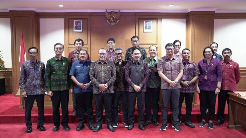 Komisi II DPRD Badung Raker Realisasi Anggaran 2025 dan Bangunan Bermasalah