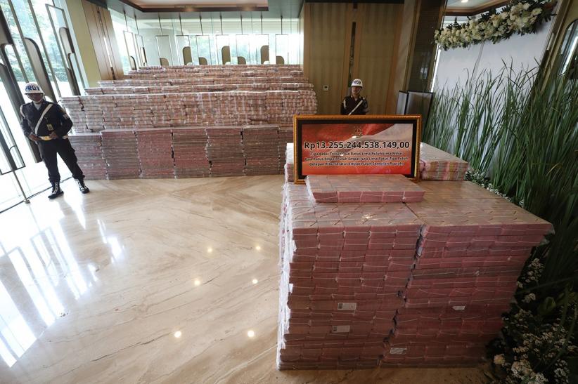 Penampakan Tumpukan Uang Rp13 Triliun Hasil Korupsi CPO yang Disita Kejagung - Bagian 3