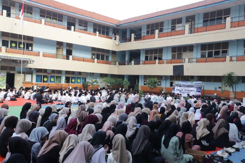 Doa Bersama dan Pawai Peringati Hari Santri Nasional - Bagian 6