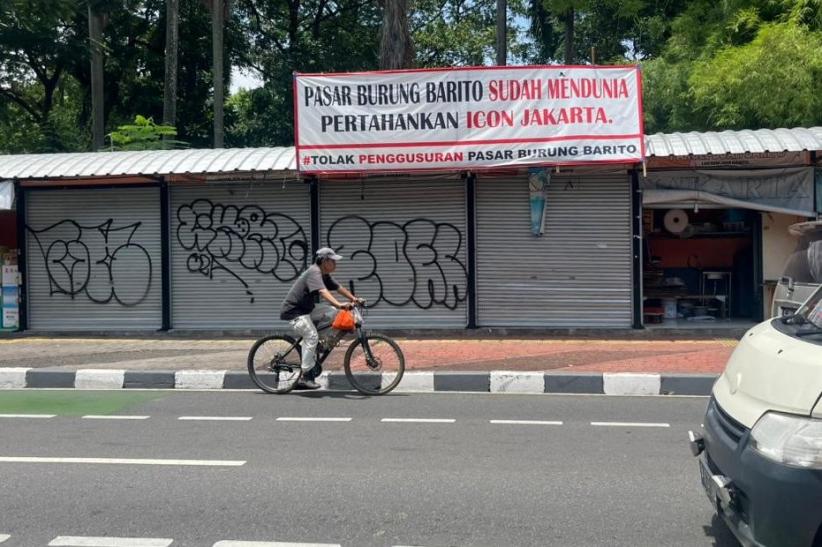 Dapat SP3, Pedagang Pasar Barito Masih Bertahan - Bagian 5
