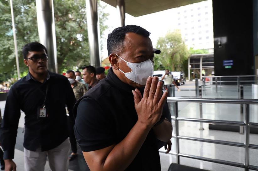 Penampakan Bupati Ponorogo Sugiri Sancoko usai Kena OTT KPK - Bagian 1