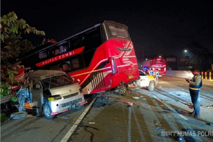 Identitas 5 Korban Tewas Kecelakaan Beruntun di Tol Cipali, 39 Orang Luka-Luka