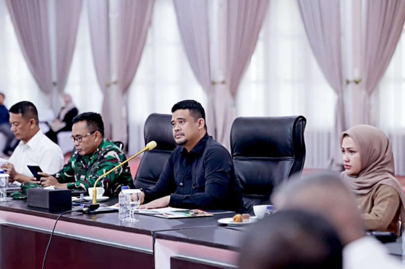 Bobby Nasution Tetapkan Status Darurat Bencana Banjir dan Longsor di Sumut