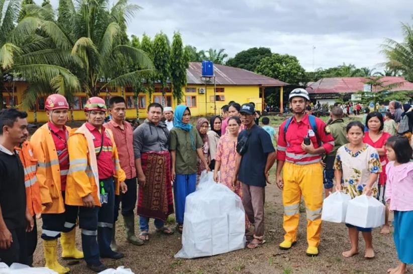 Pengiriman Bantuan untuk Korban Bencana di Tapanuli Selatan dengan Helikopter - Bagian 4