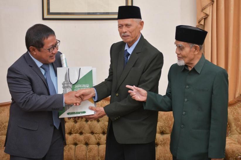 Literasi Keuangan Syariah Butuh Peran Serta Santri - Bagian 2