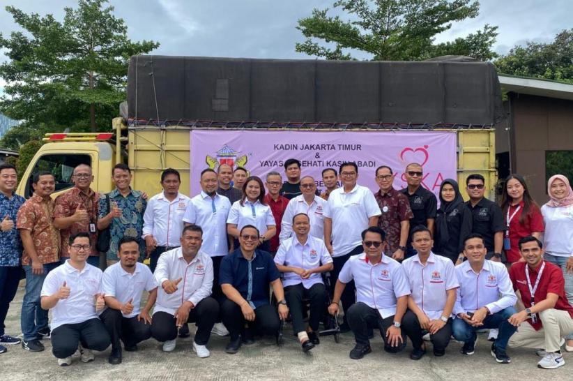 KADIN Jakarta Timur Salurkan 10 Ton Bantuan untuk Korban Banjir di Sumatera - Bagian 1