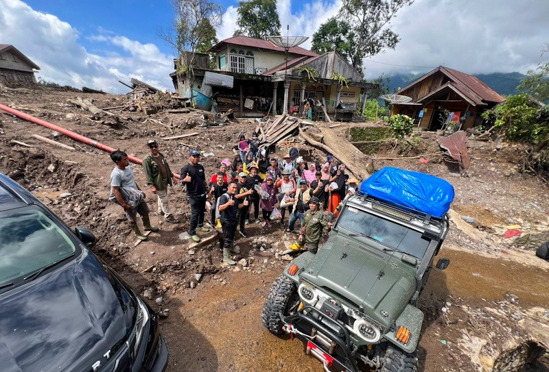 Akses Putus Total, JHL Foundation Tembus Lokasi Bencana di Agam via Jalur Offroad - Bagian 1