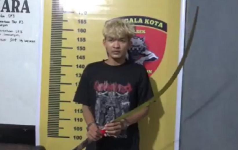 Dibelikan Motor, Pemuda di Sarolangun Malah Ancam Ibu Kandung Pakai Celurit