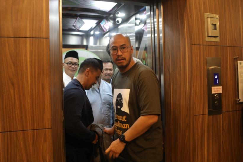 Polemik Mens Rea, Pandji Pragiwaksono Temui MUI - Bagian 4