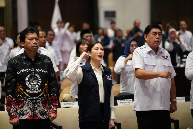 Momen Angela Tanoesoedibjo Kukuhkan Pengurus DPW Partai Perindo Sulawesi Selatan - Bagian 1