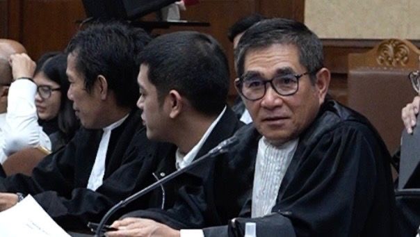 Sidang Kasus Tata Kelola Minyak Mentah Hadirkan Saksi Mahkota - Bagian 1