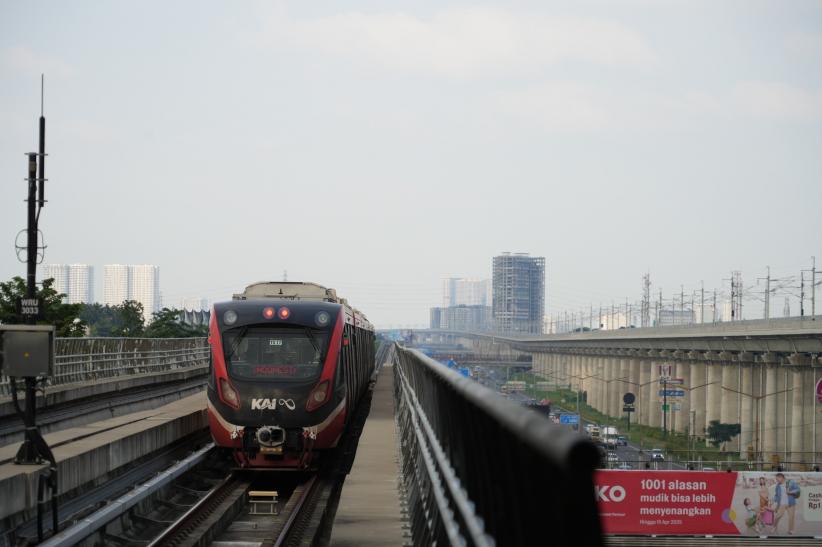 Pola Jam Sibuk LRT Jabodebek Jadi Acuan Perjalanan Harian Masyarakat - Bagian 3